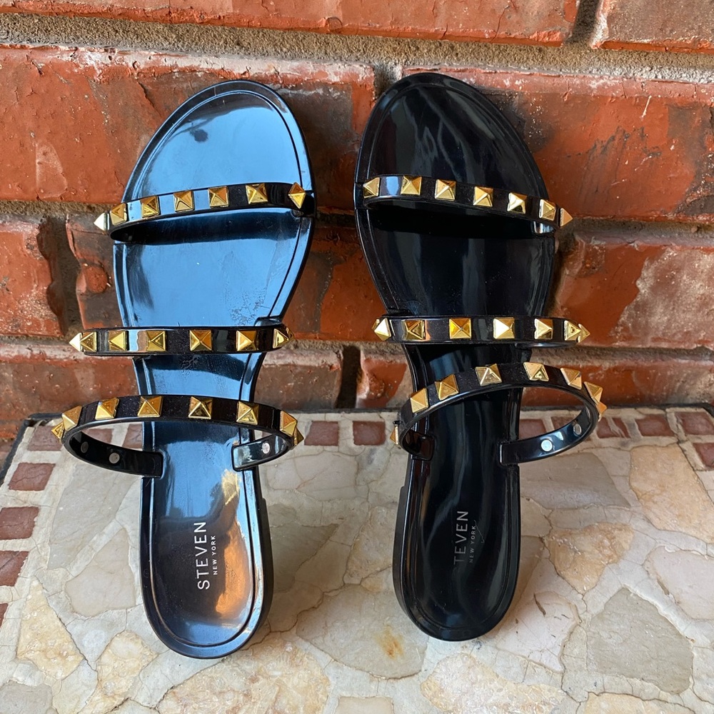 Steven New York Black and Gold Jelly Sandals size 7